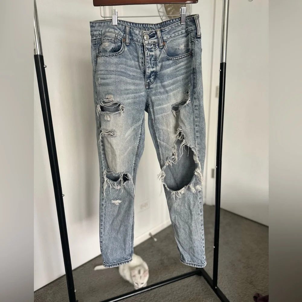 Distressed Blue Jeans - Picture 1 of 5